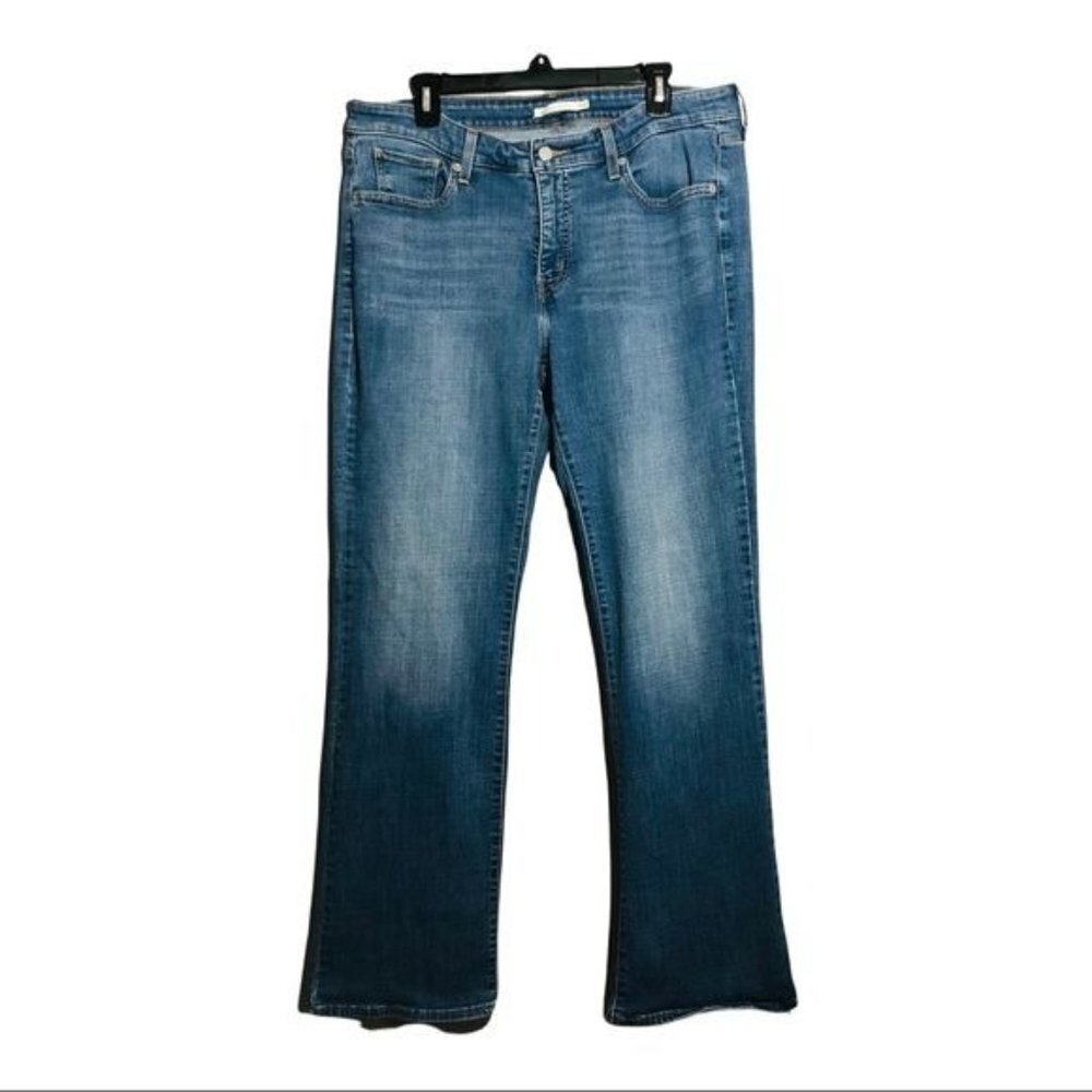 Levis 415 Relaxed Bootcut Jeans Women Size 16W Blue Faded Distressed Hippie Boho